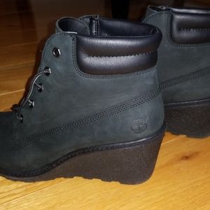 Women's Amston Black Wedge Timberlands Size 7.5